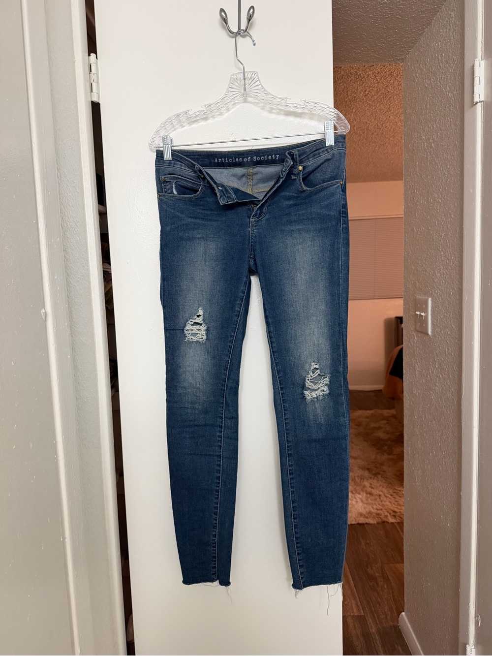 Articles of Society Distressed Dark Blue Women’s Skinny Jeans
